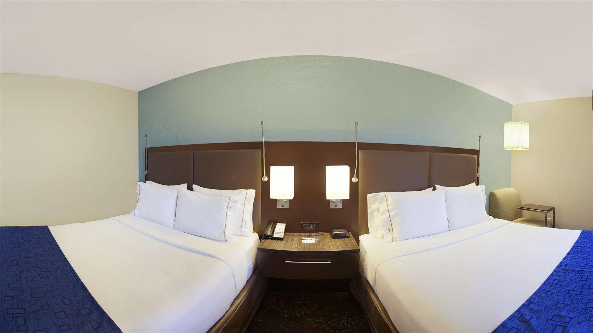 Holiday Inn Express Romulus / Detroit Airport By Ihg Kültér fotó