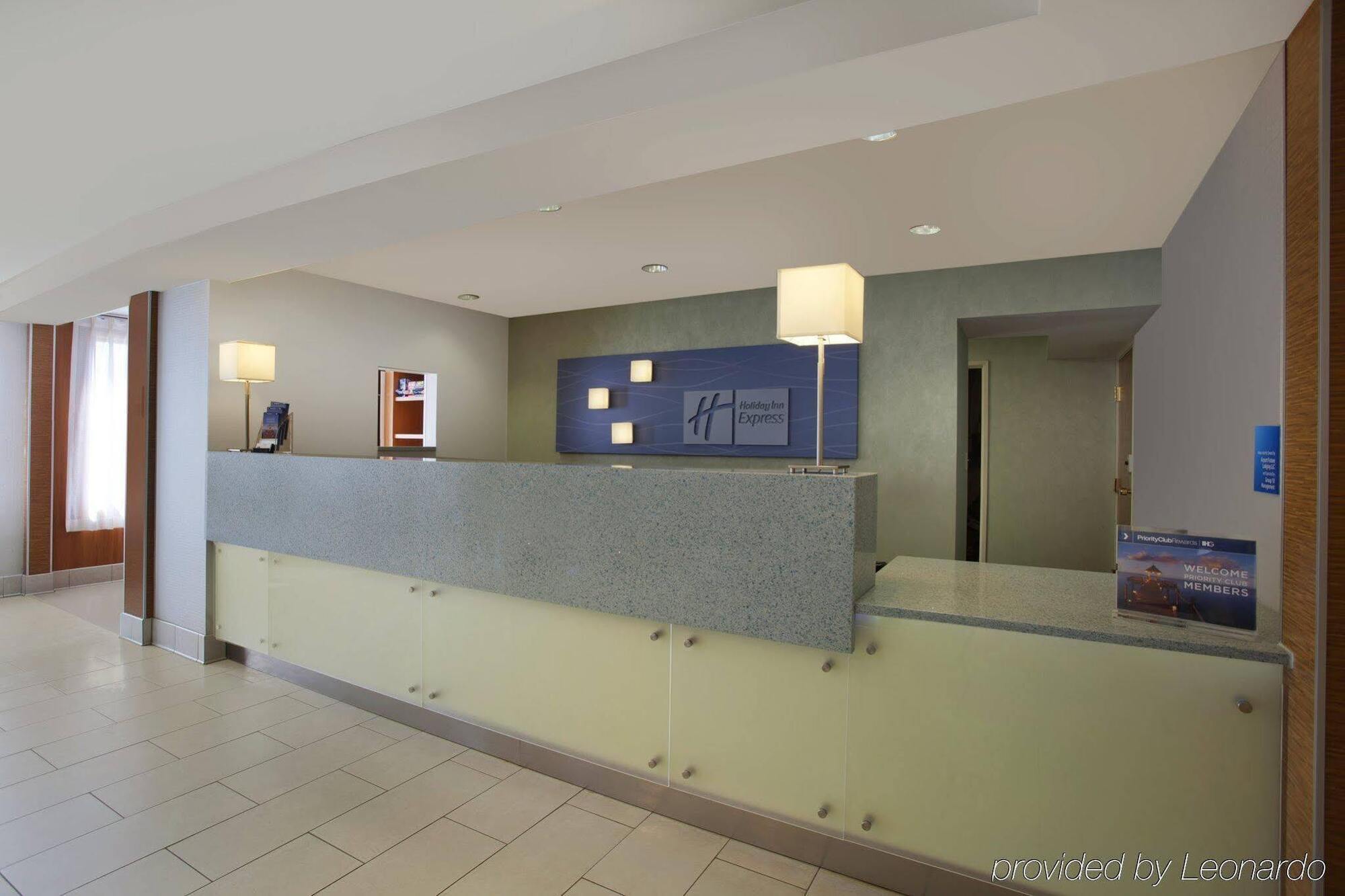 Holiday Inn Express Romulus / Detroit Airport By Ihg Kültér fotó